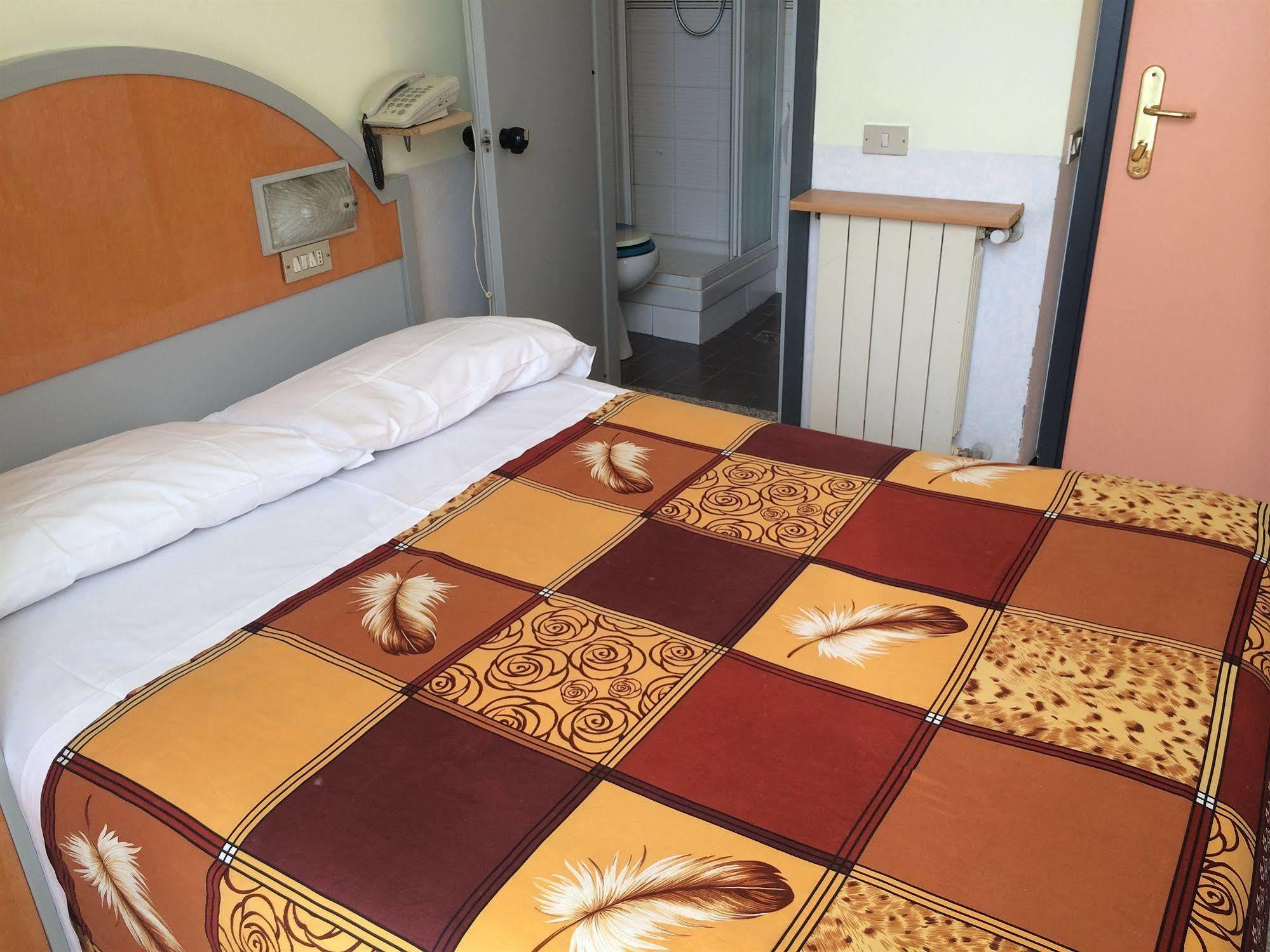 Hotel Mazzini Летоянни Экстерьер фото