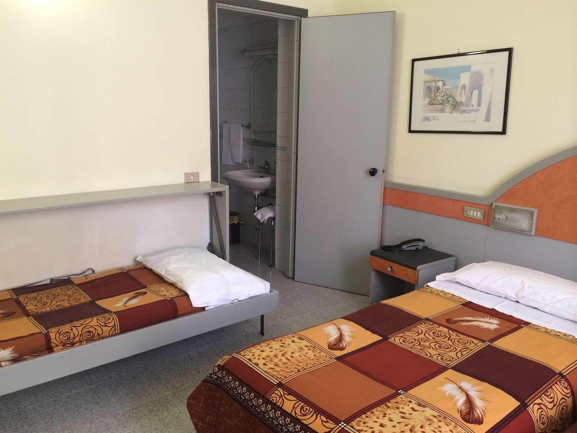 Hotel Mazzini Летоянни Экстерьер фото